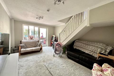 2 bedroom end of terrace house for sale, South Copse, East Hunsbury, Northampton NN4