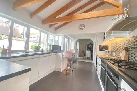 131 Billing Road, Northampton, NN1 5RR