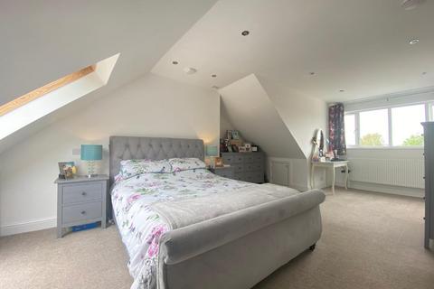 131 Billing Road, Northampton, NN1 5RR
