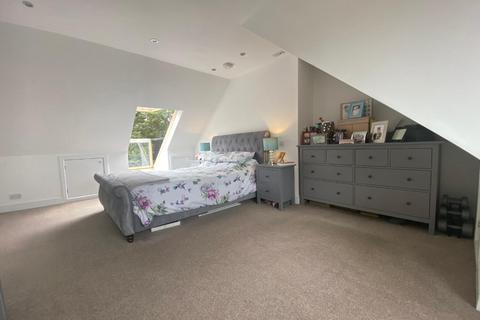 131 Billing Road, Northampton, NN1 5RR