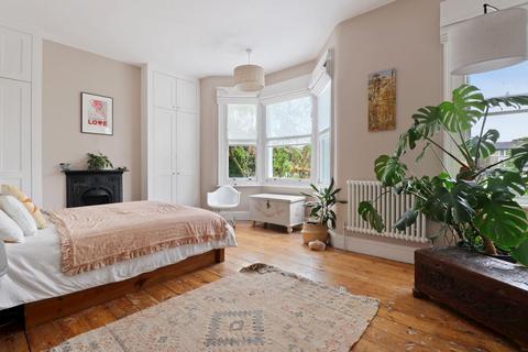 133 Old Dover Road, London, SE3 8SY