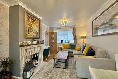 3 Hinton Close, Northampton, NN2 8JN