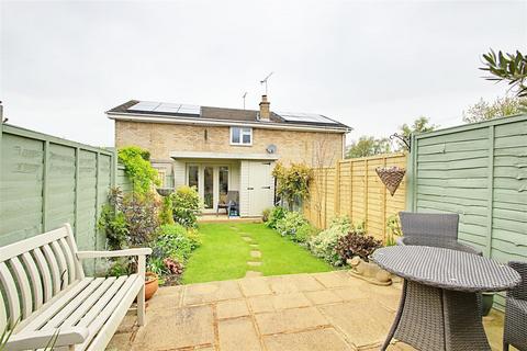 2 bedroom cottage for sale, Green Lane, Bovingdon, Hemel Hempstead