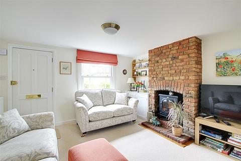 2 bedroom cottage for sale, Green Lane, Bovingdon, Hemel Hempstead