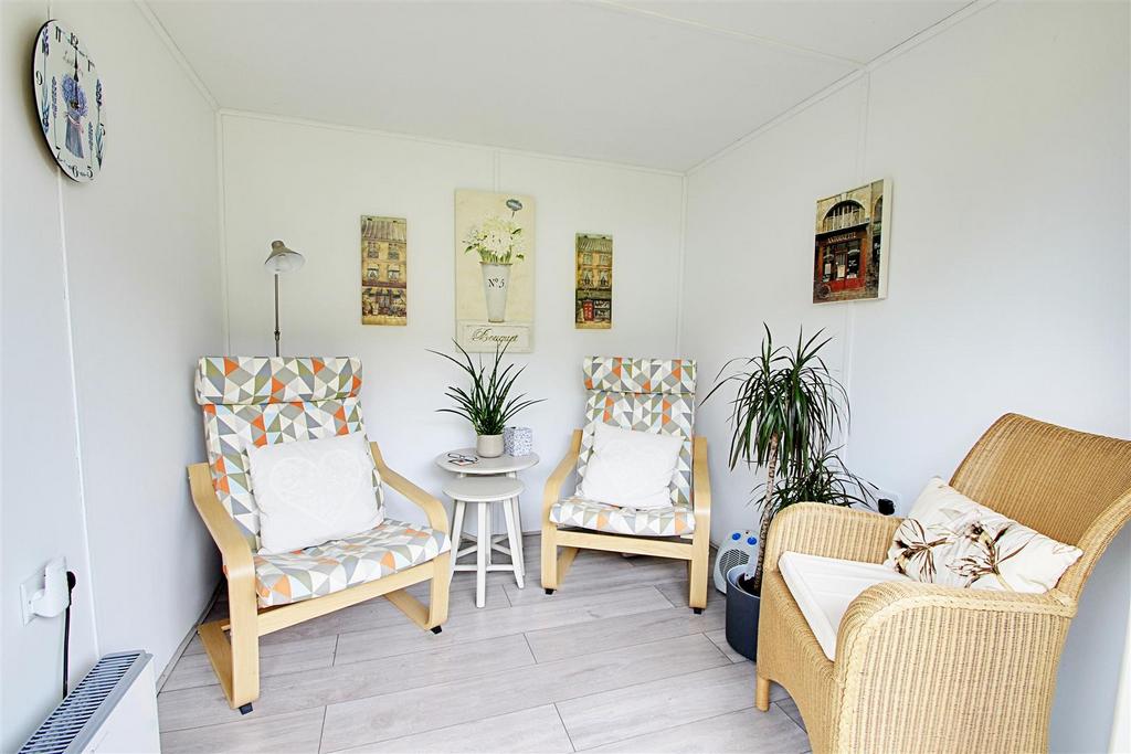 Summerhouse.jpg