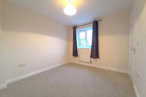 3 bedroom terraced house to rent, Hereson Road, Broadstairs