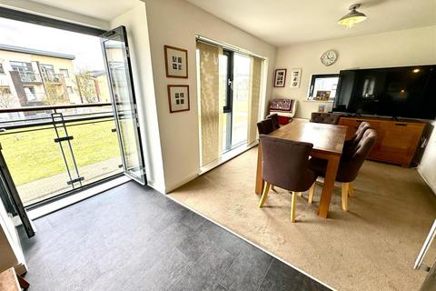 4 bedroom townhouse for sale, Fishermans Way, Marina, Swansea