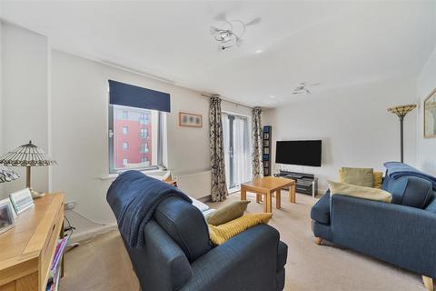 4 bedroom townhouse for sale, Fishermans Way, Marina, Swansea