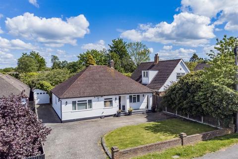 3 bedroom detached bungalow for sale, Gresham Avenue, Hartley Longfield DA3