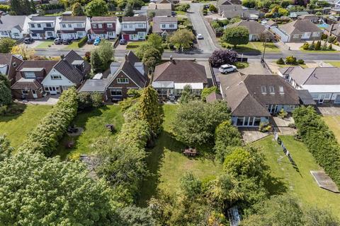 3 bedroom detached bungalow for sale, Gresham Avenue, Hartley Longfield DA3