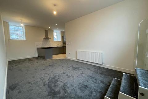 2 bedroom flat to rent, High Street, Northallerton