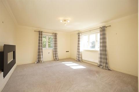 2 bedroom flat to rent, Berners Close, Grange-Over-Sands