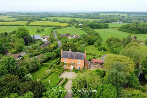 undefined, Kington Court Farm, Kington WR7