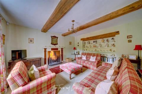 undefined, Kington Court Farm, Kington WR7