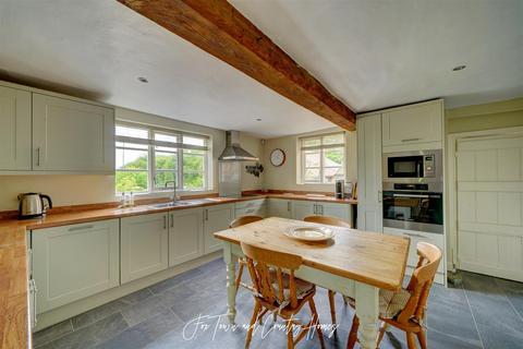 undefined, Kington Court Farm, Kington WR7