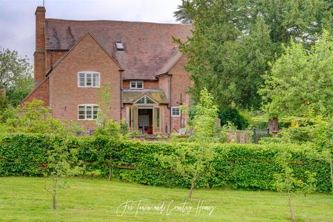 5 bedroom detached house for sale, Kington Court Farm, Flyford Flavell WR7