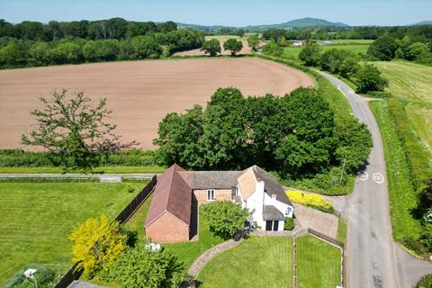 4 bedroom detached house for sale, Wichenford, Worcester WR6