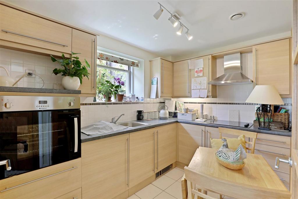 01-e65c CT MCS Flat 7 Cartwright Court 003 (1).JPG