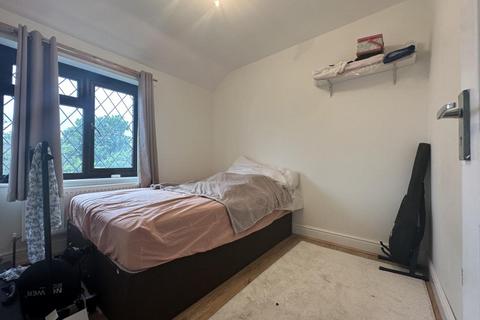 3 bedroom terraced house to rent, Slough,  Berkshire,  SL2