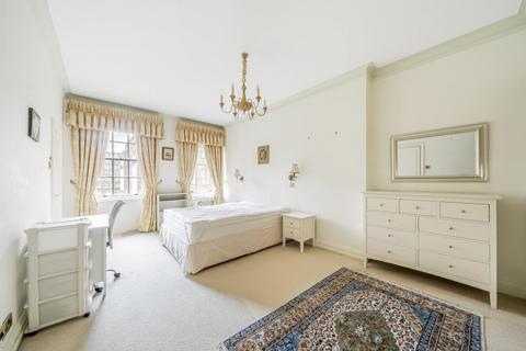 2 bedroom apartment to rent, Eyre Court,  St Johns Wood,  NW8
