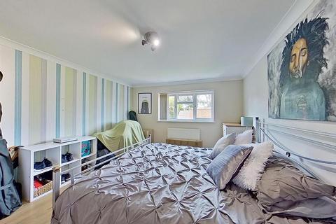 89 Albany Drive, Herne Bay, CT6 8SJ