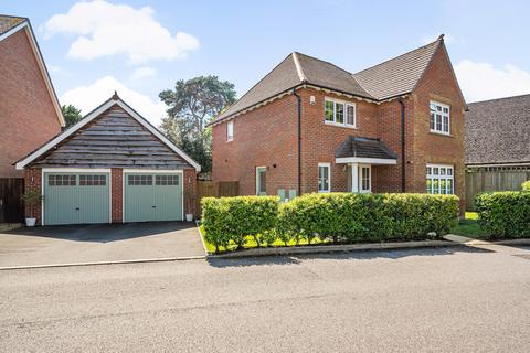 4 bedroom detached house for sale, Jopling Road, Woking GU24