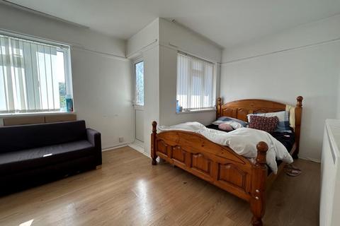 1 bedroom block of apartments for sale, Kingsbury,  Middlesex,  NW9