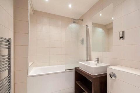 3 bedroom flat for sale, Park Road, Regents Park, London, NW1