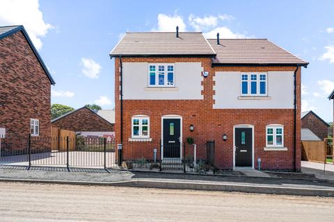2 bedroom townhouse for sale, Field Farm, Stapleford, NG9