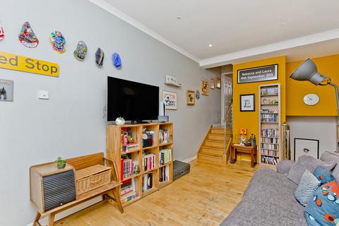 2 bedroom flat for sale, 81 Henderson Street, The Shore, Edinburgh, EH6 6ED