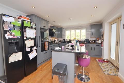 4 bedroom detached house for sale, Tidworth