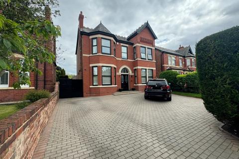 5 bedroom detached house for sale, Cumberland Road, Southport, PR8 6NY