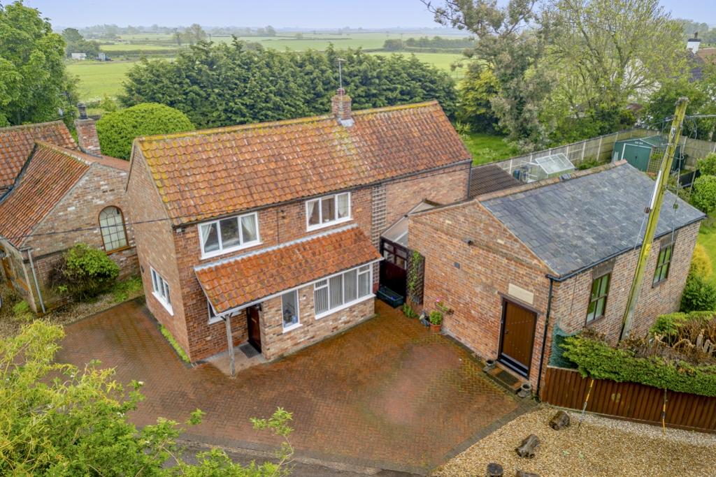 Christmas Cottage (Cumberworth)-1