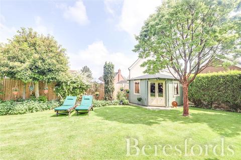 4 bedroom bungalow for sale, Grove Road, Tiptree, CO5