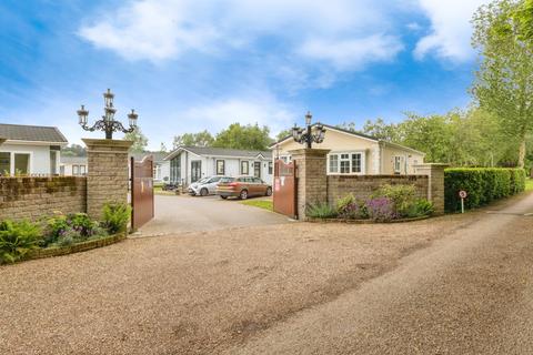2 bedroom park home for sale, Thetford, Norfolk, IP24