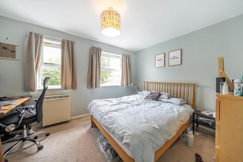 1 bedroom flat for sale, Molyneux Drive, Tooting