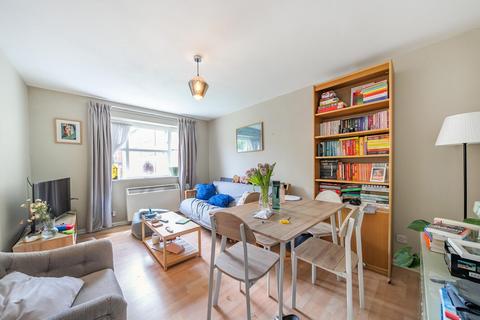 1 bedroom flat for sale, Molyneux Drive, Tooting