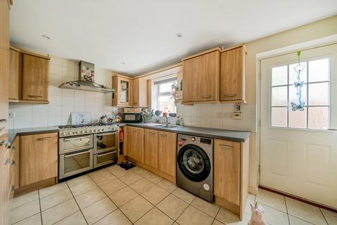 3 bedroom terraced house for sale, Bradley Drive, Grantham, Lincolnshire, NG31