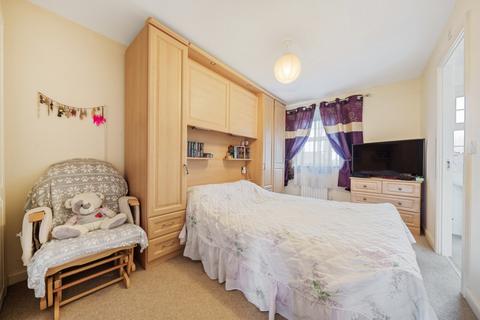 8 Bradley Drive, Grantham, NG31 7WN