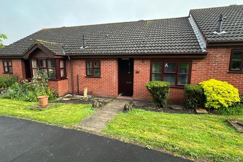 2 bedroom terraced bungalow for sale, Holly Green, Stapenhill, Burton-on-Trent, DE15