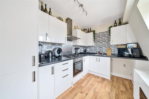 1 bedroom flat for sale, Alderson Grove, Hersham, Walton-on-Thames, KT12