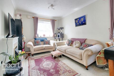 2 bedroom apartment for sale, Staines Road West, SUNBURY-ON-THAMES