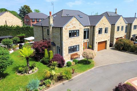 5 bedroom detached house for sale, Fountain Gardens, Thrybergh, Rotherham, S65 4RT