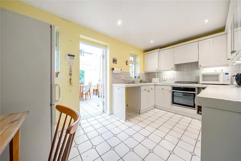 28 Morse Close, Harefield, Uxbridge, UB9 6RA