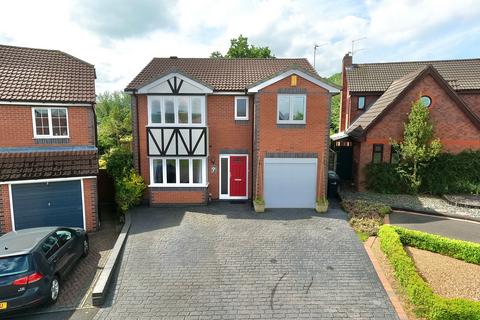 4 bedroom detached house for sale, Chalfield Close, Crewe, CW2