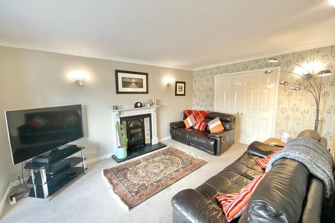 4 bedroom property for sale, Chalfield Close, Crewe, CW2