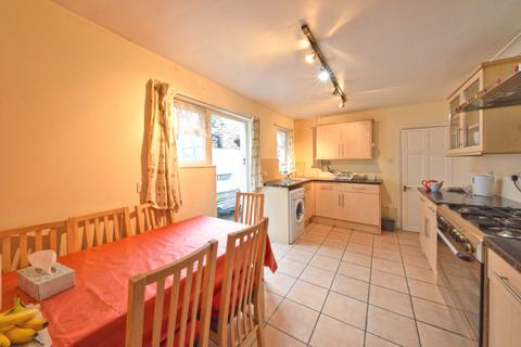 4 bedroom terraced house to rent, Biscay Road,  London, W6