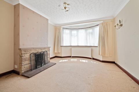 4 bedroom semi-detached house for sale, Heath Close, Stanwell, Staines-upon-Thames, TW19