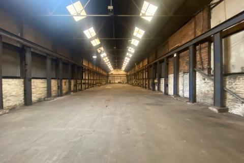 Warehouse to rent, Peartree Lane, Dudley, DY2