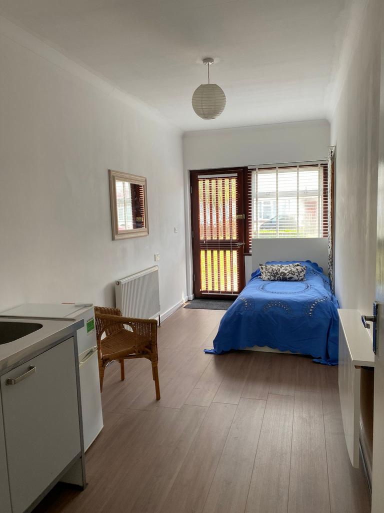Studio for Rent in Southall